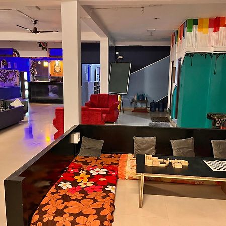 Madsquad Hostel Dorms & Rooms Varanasi Dış mekan fotoğraf