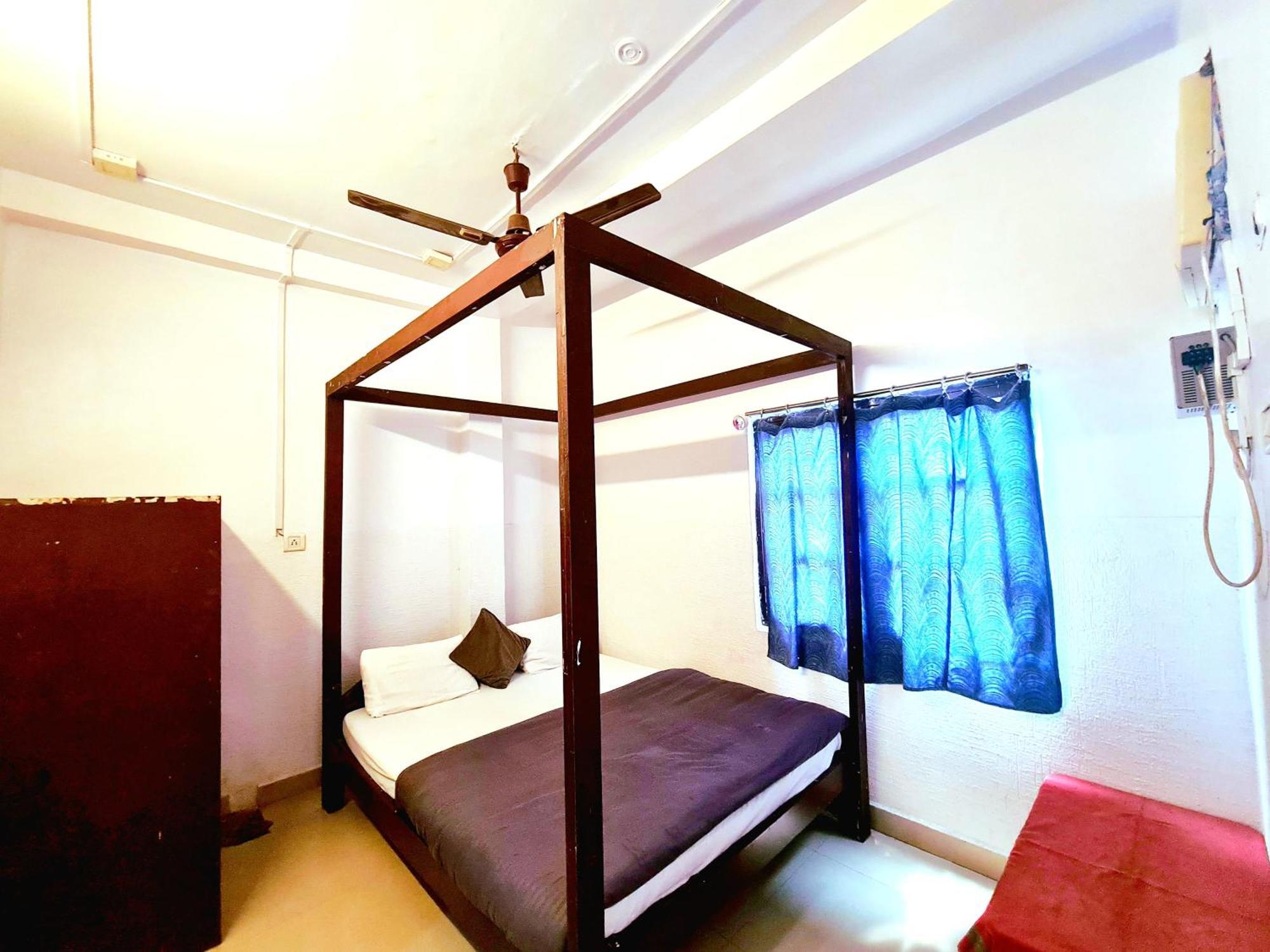 Madsquad Hostel Dorms & Rooms Varanasi Dış mekan fotoğraf