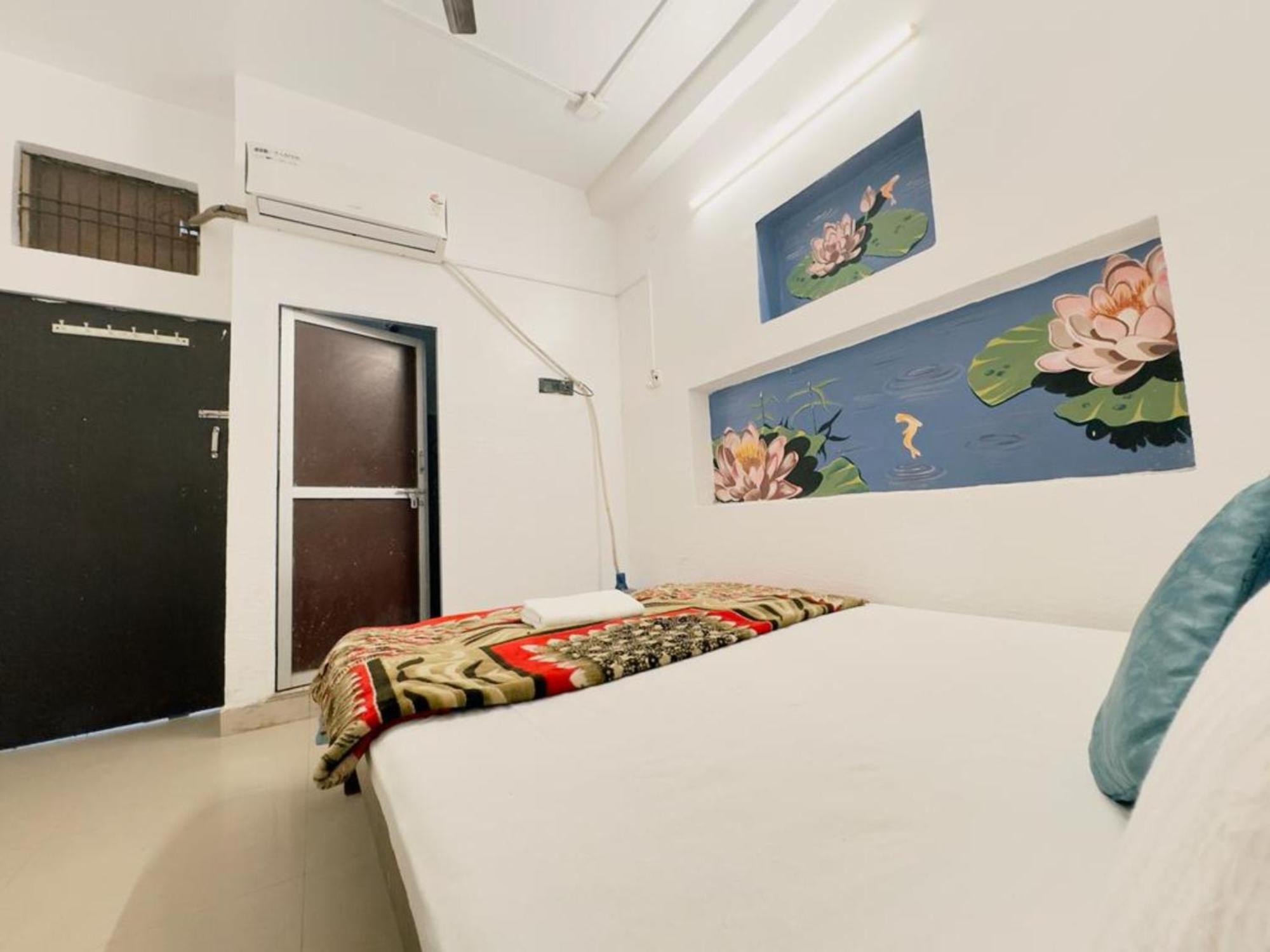 Madsquad Hostel Dorms & Rooms Varanasi Dış mekan fotoğraf